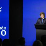 MileiFundacionFaro01-cropped