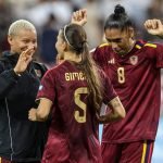 Vinotinto Femenina