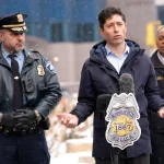 Jacob-Frey-Agentes-migratorios-abandonar-Minneapolis-