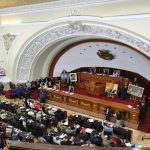 photo_5157003971917450133_y