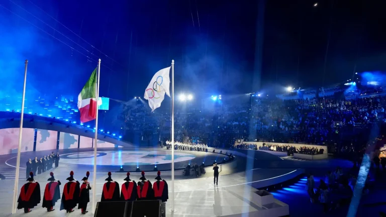 Clausura Milán Cortína