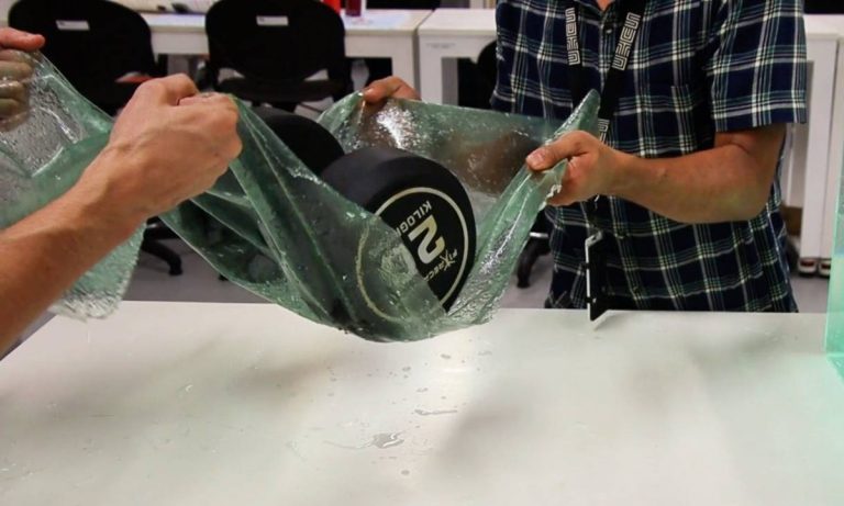 material-biodegradable-plastico