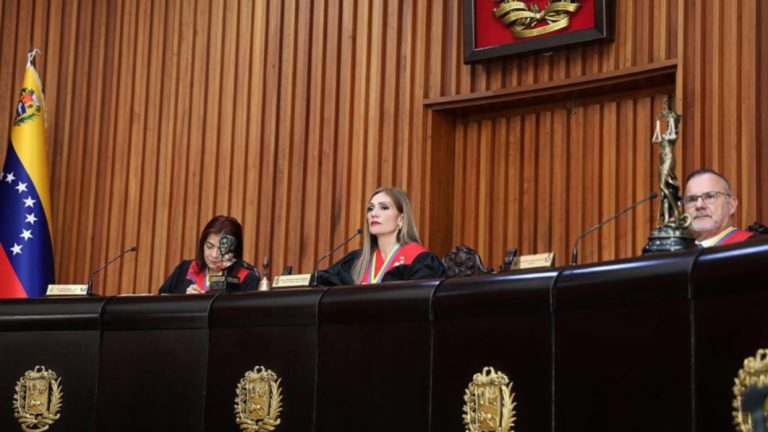 tsj-respalda-al-presidente-nicolas-maduro-y-rechaza-las-falsas-infamias-de-eeuu-en-su-contra-181459