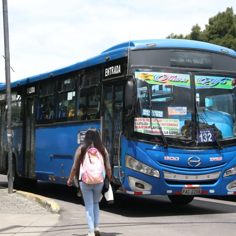 20260324213490-transportistas-anuncian-posible-suspension-de-operaciones.jpg_737701210