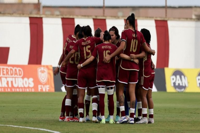 Vinotinto Femenina