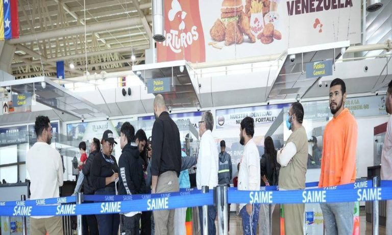 photo_5012956859073235801_y