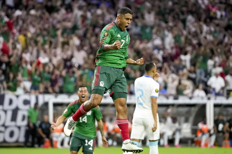 Luis Romo México
