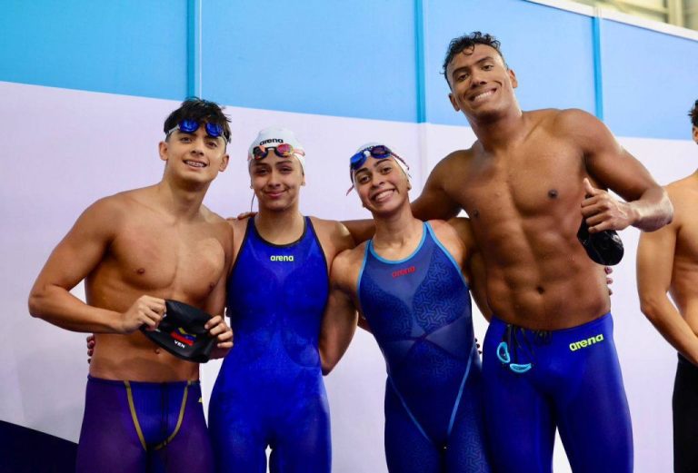 Natación