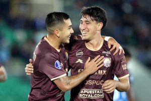 0-2. Carabobo vence a Blooming en Bolivia y definirá su clasificación ante Bragantino