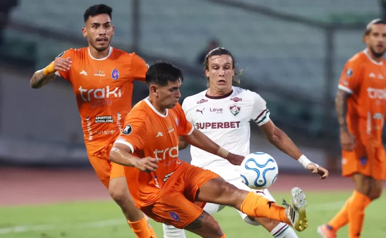 La Guaira - Fluminense