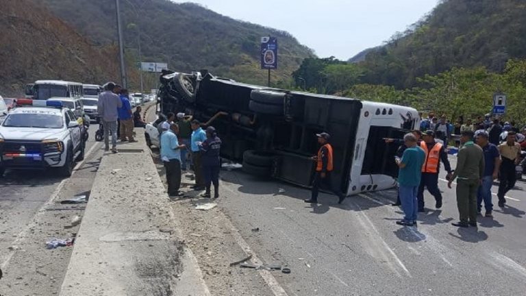 accidente-en-la-autopista-gran-mariscal-de-ayacucho-195985