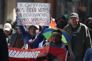bolivia-movilizaciones-antineoliberales-foto-efe-1.jpg