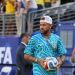 Neymar pasa por nuevos exámenes médicos para evaluar su lesión en el gemelo