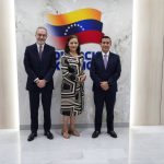 b79afc45-02d0-4a82-96f4-3eaf3d1cb5b0