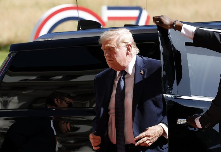 Macron se salta el programa previsto y no recibe a Trump en persona a su llegada al G7