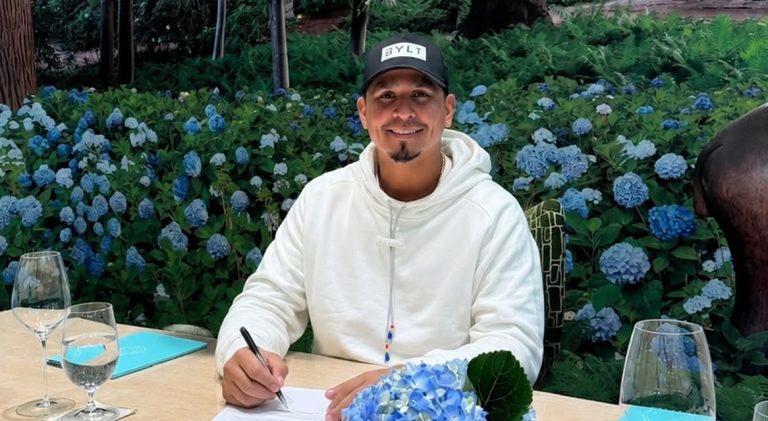 Carlos Carrasco-1