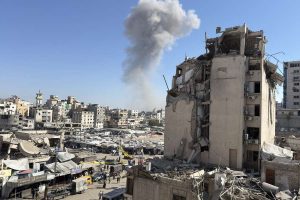 Israel mata a un gazatí en un ataque a un campo de desplazados, los fallecidos suben a 6