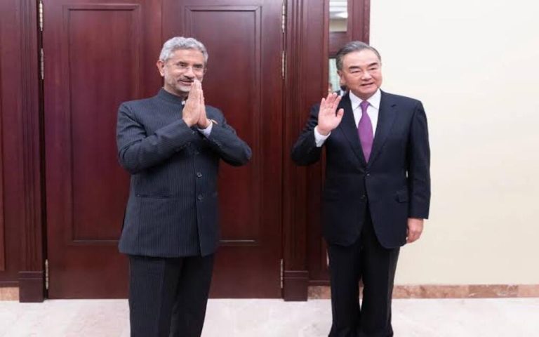Subrahmayan-Jaishankar-y-Wang-Yi-1