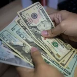 Dolares-y-Bolivares_1-1200x800