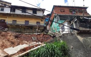 deslizamiento-por-lluvias-la-vega-c74661