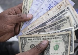 dolares-bolivares-