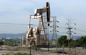petroleo-ee--1536x990