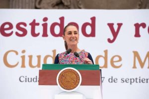 Claudia-Sheinbaum_Zocalo-696x464