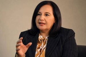Dinorah-Figuera-1