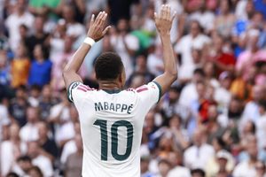 Mbappe manda en solitario mientras aumentan los perseguidores