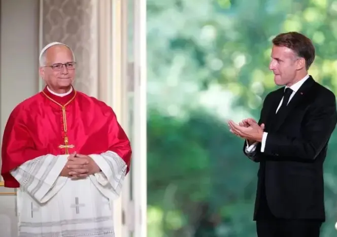 Papa-Macron