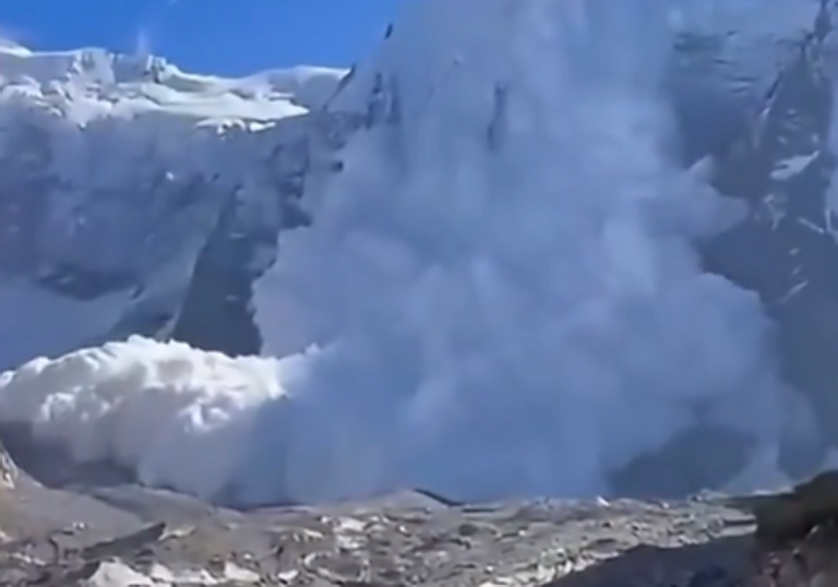 avalancha-k04C-U301602802824vFI-1200x840@diario_abc