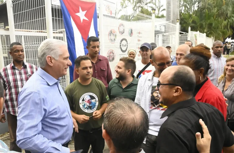 cuba-defensa-revolucion01.jpg