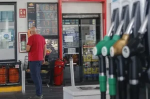 eeuu-precios-combustibles-foto-efe-1.jpg