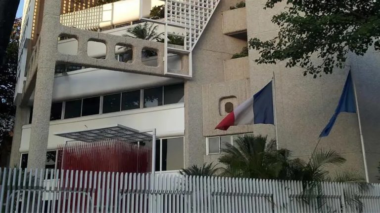 embajada-francesa-207124