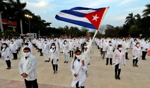 uruguay-medicos-cubanos01.jpg