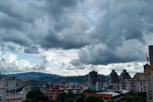 Autoridades-preven-mantos-nubosos-con-precipitaciones-en-gran-parte-del-pais.jpg
