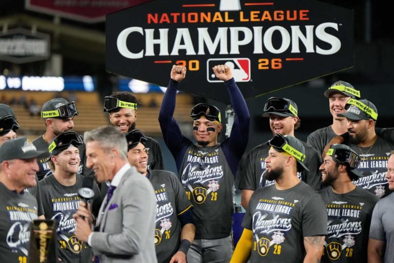 NLCS Brewers Dodgers Baseball