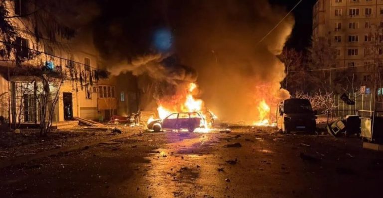 Nueve-ucranianos-muertos-en-ataques-rusos-y-Kiev-responde-con-decenas-de-drones-en-varias-regiones-860x446