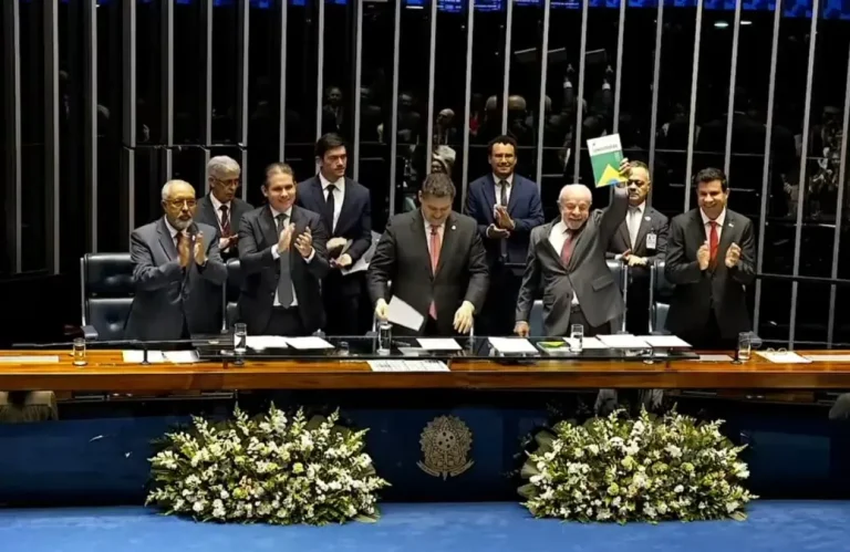 lula-promulgacion-ley-laboral-6x1-captura-jpg.jpeg