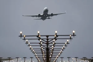onu-acelera-reforma-global-del-trafico-aereo-reduccion-emisiones-retrasos